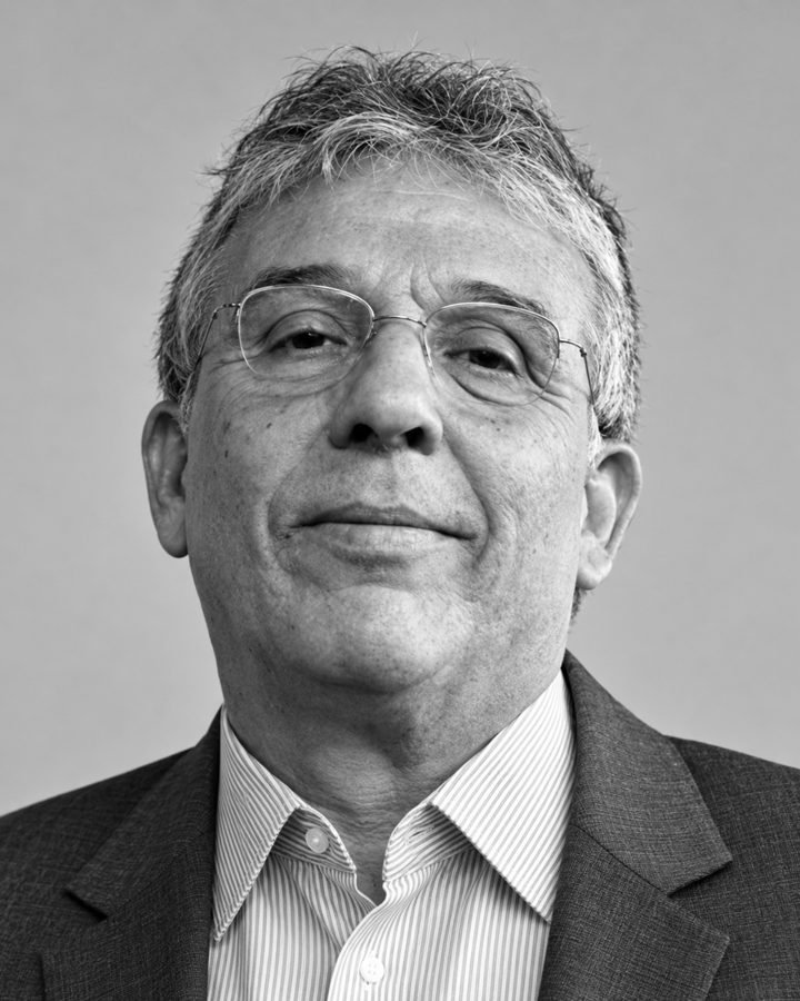 Retrato em preto e branco de Nelson Nery Costa